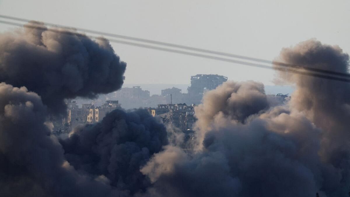 <div class="paragraphs"><p>Smoke rises from Gaza, as seen from southern Israel</p></div>