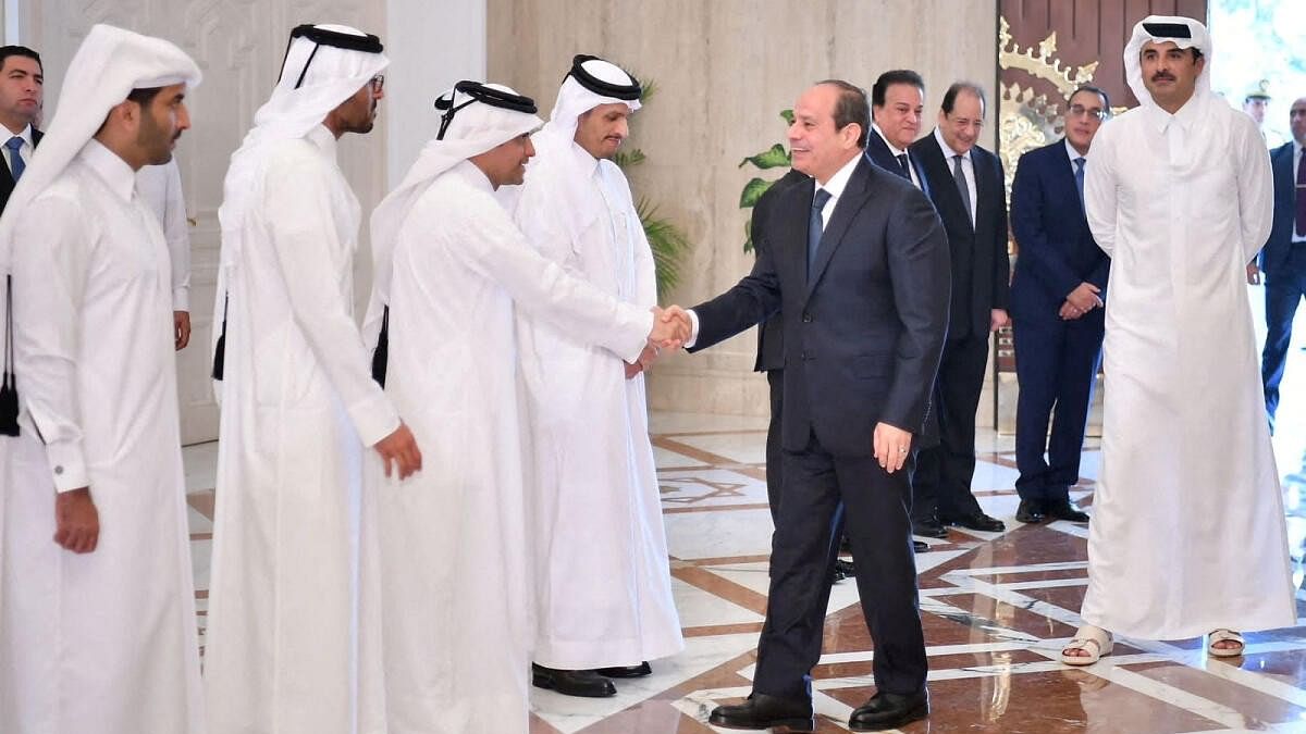 <div class="paragraphs"><p>Egypt's President Abdel Fattah El-Sisi meets with Qatar's Emir Sheikh Tamim bin Hamad Al Thani at the Ittihadiya presidential palace in Cairo.</p></div>