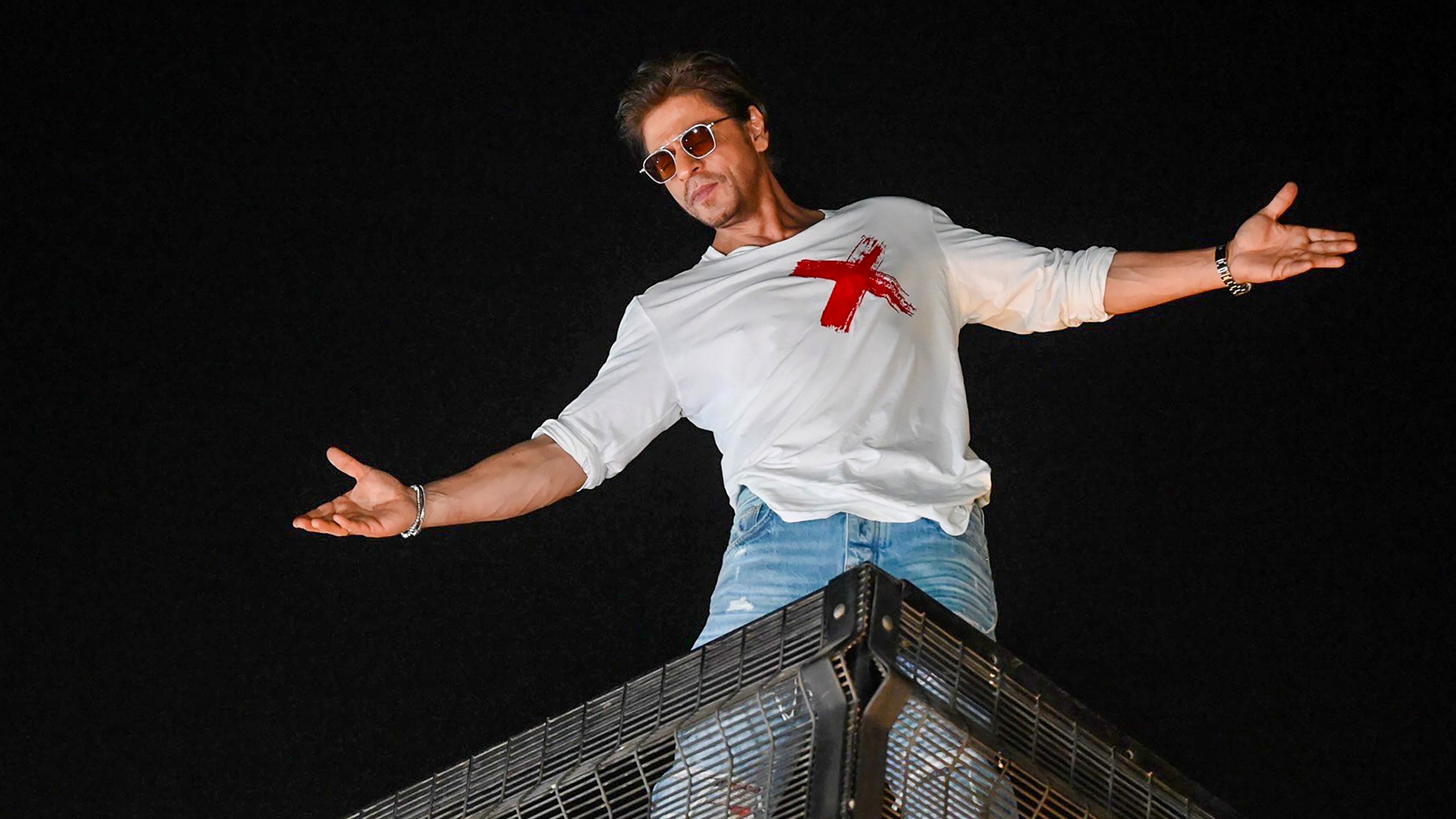 <div class="paragraphs"><p>Bollywood superstar SRK.</p></div>