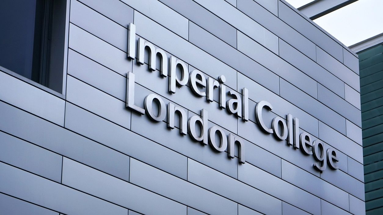 <div class="paragraphs"><p>Imperial College London</p></div>