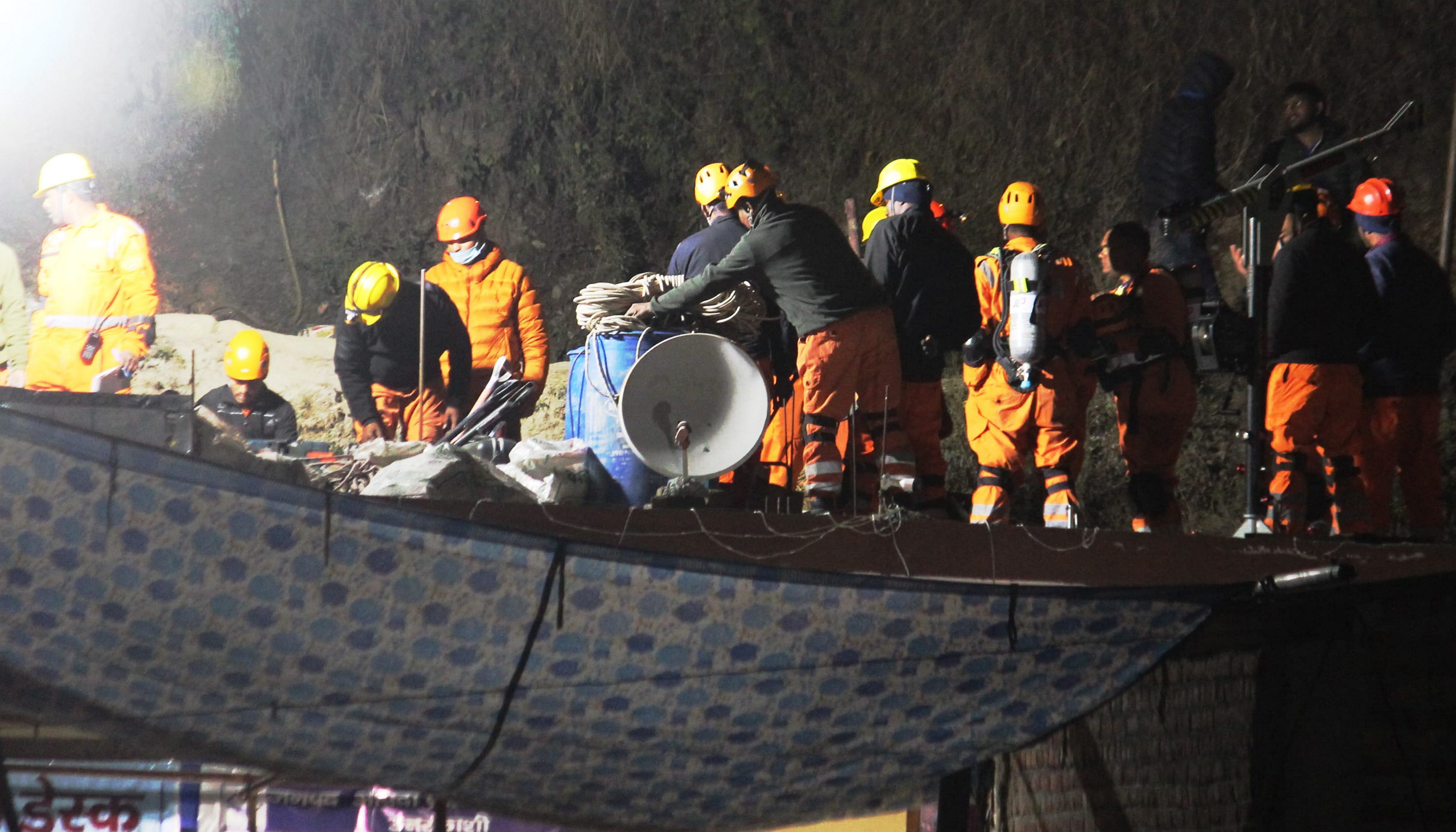 <div class="paragraphs"><p>NDRF personnel prepare to enter the Silkyara Tunnel during the rescue operation of 41 workers trapped inside the tunnel for 10 days, in Uttarkashi district, Wednesday, Nov. 22, 2023.</p></div>