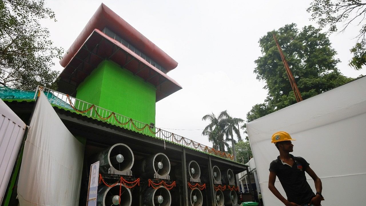 <div class="paragraphs"><p>Delhi's new smog tower in Connaught Place stands 24 metres tall. </p></div>