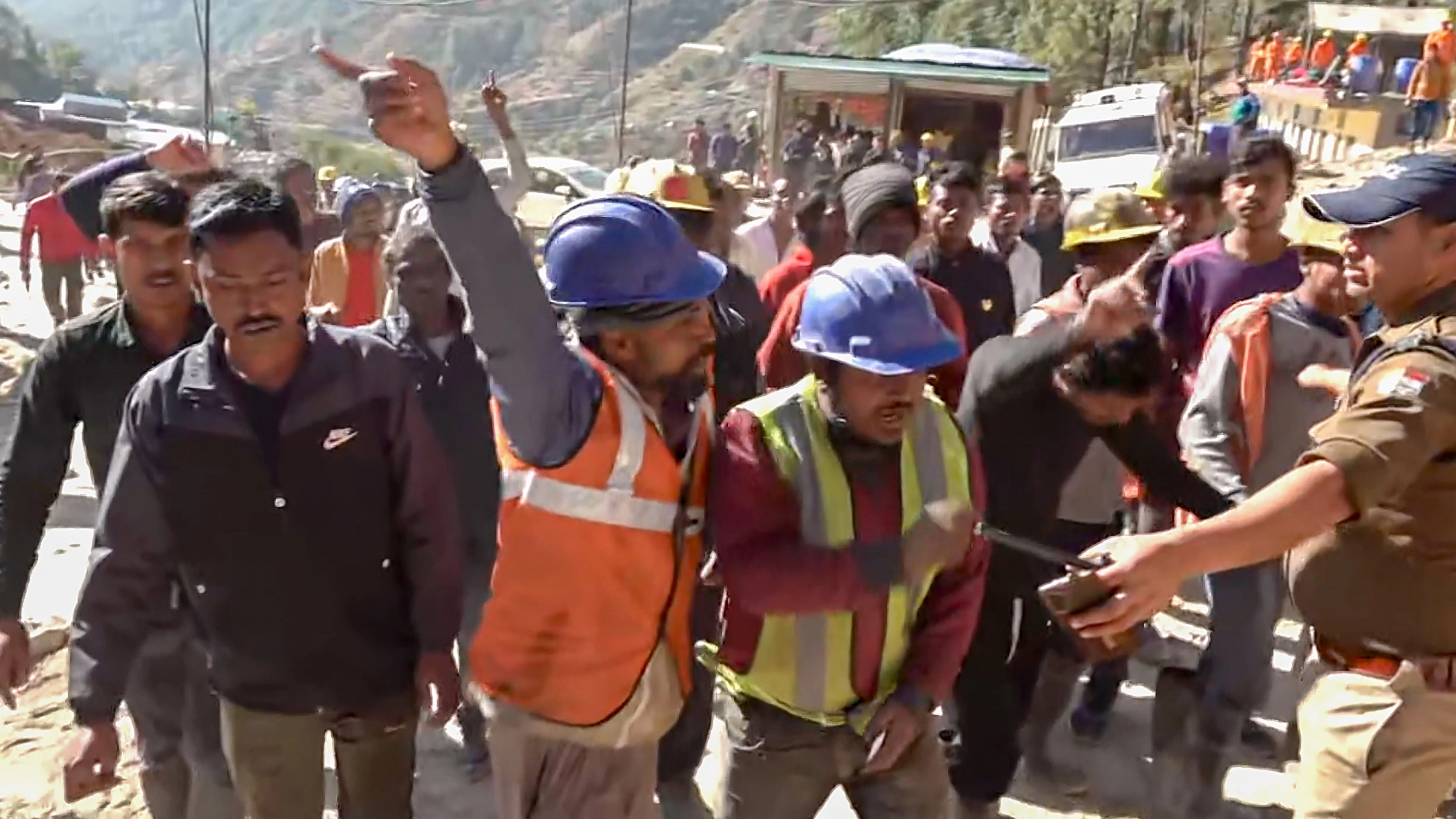 <div class="paragraphs"><p>Workers protest over delay in rescuing fellow workers trapped for over three days inside an under-construction tunnel between Silkyara and Dandalgaon on the Brahmakhal-Yamunotri national highway, in Uttarkashi district, Wednesday, Nov. 15, 2023. </p></div>