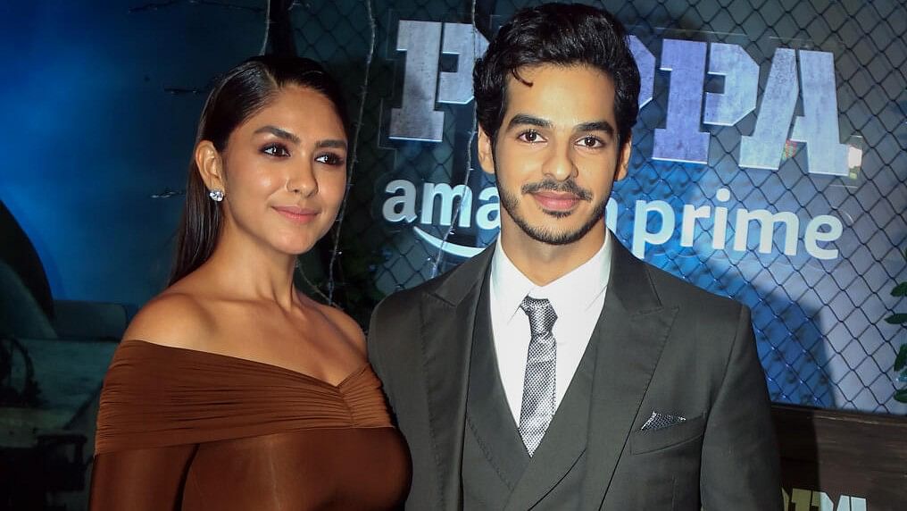 <div class="paragraphs"><p>Actors Ishaan Khatter and Mrunal Thakur during the premier of their upcoming movie ‘Pippa’, in Mumbai, Wednesday, Nov. 8, 2023.</p></div>