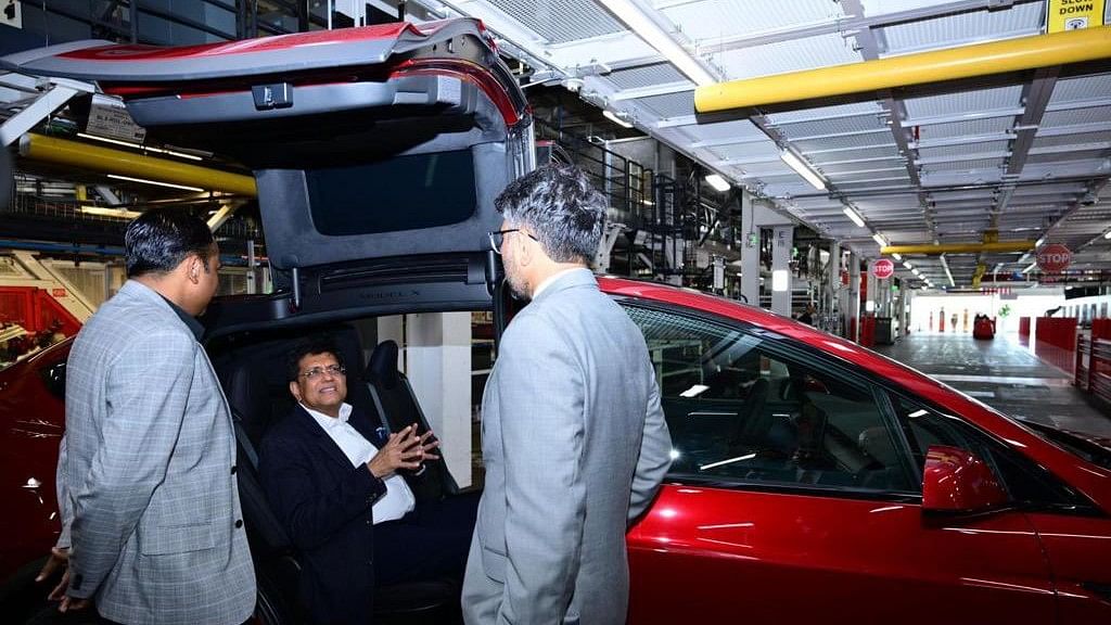 <div class="paragraphs"><p>Commerce and Industry Minister Piyush Goyal&nbsp;visits Tesla's manufacturing facility in California, November 14, 2023.</p></div>