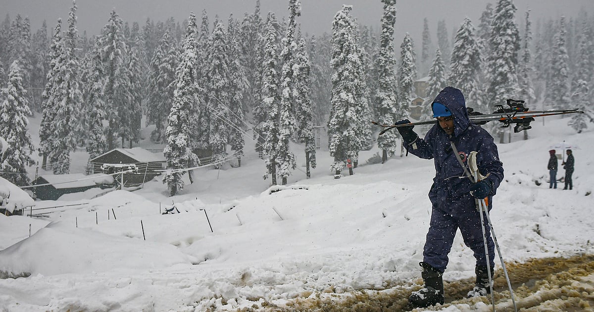 J&K: Gulmarg expected to be houseful this winter J&K: Gulmarg expected to be houseful this winter