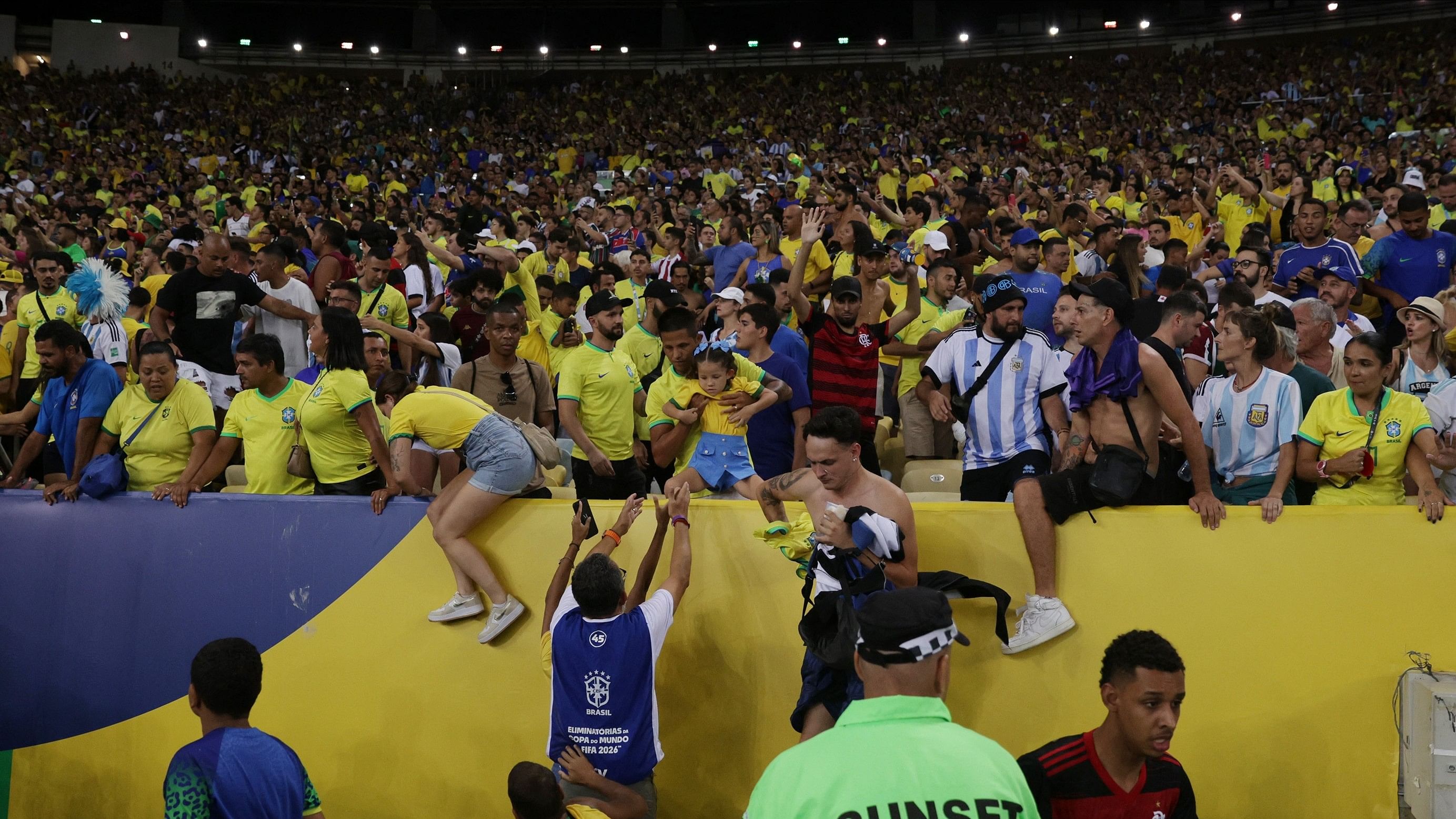 <div class="paragraphs"><p>Brazil v Argentina - Estadio Maracana, Rio de Janeiro,  Fans clash with security staff in the stands causing a delay to the start of the match.</p></div>