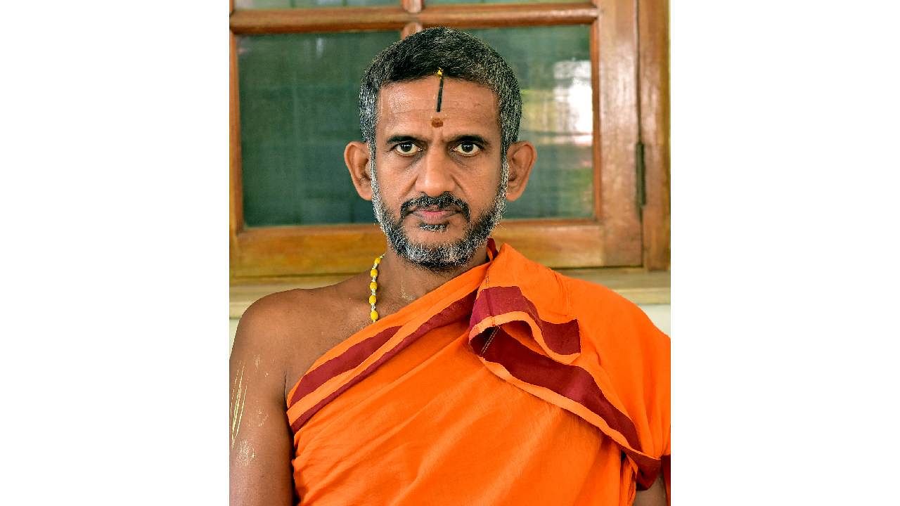 <div class="paragraphs"><p>Udupi Prjavara mutt pontiff Sri Vishwaprasanna Teertha Swamiji.</p></div>