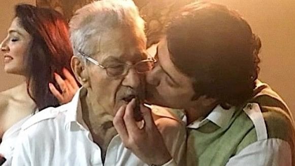 <div class="paragraphs"><p>Armaan Kohli with his late father Raj Kumar Kohli.&nbsp;</p></div>