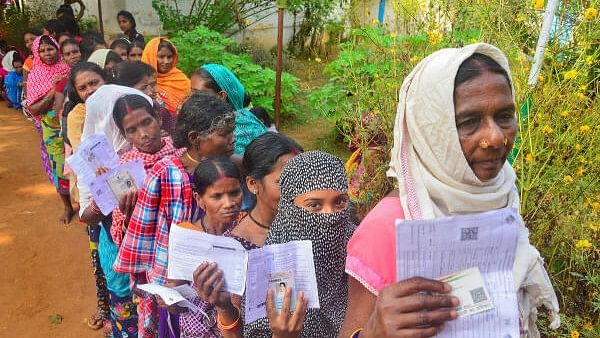 <div class="paragraphs"><p>People wait in a queue to cast their votes for the first phase of Chhattisgarh Assembly elections at Jagdalpur, in Bastar district on  November 7, 2023.</p></div>