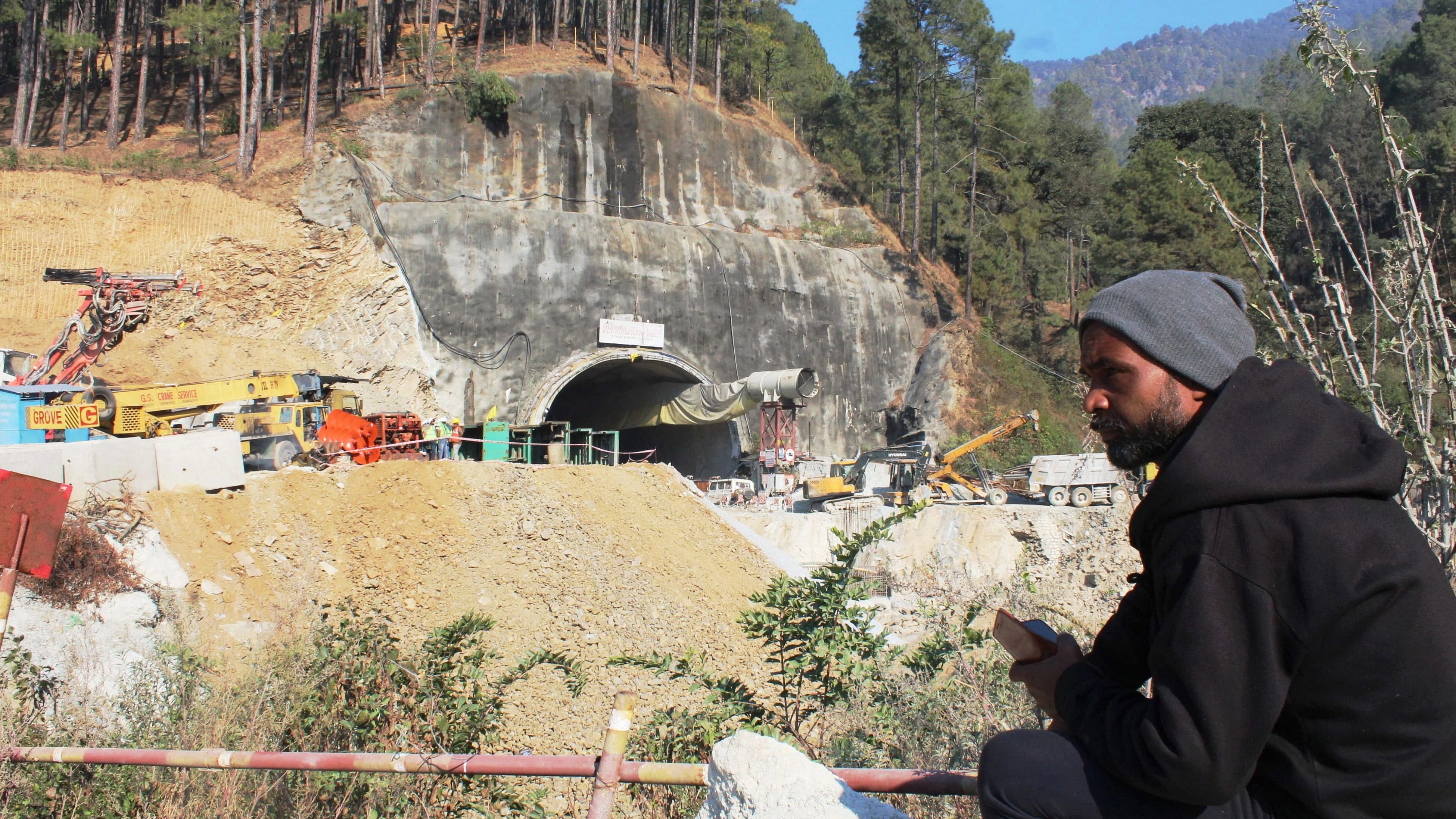 <div class="paragraphs"><p>Uttarkashi:  at the entrance of the under-constrcution Silkyara Tunnel during the rescue operation of 41 workers trapped inside the tunnel.</p></div>