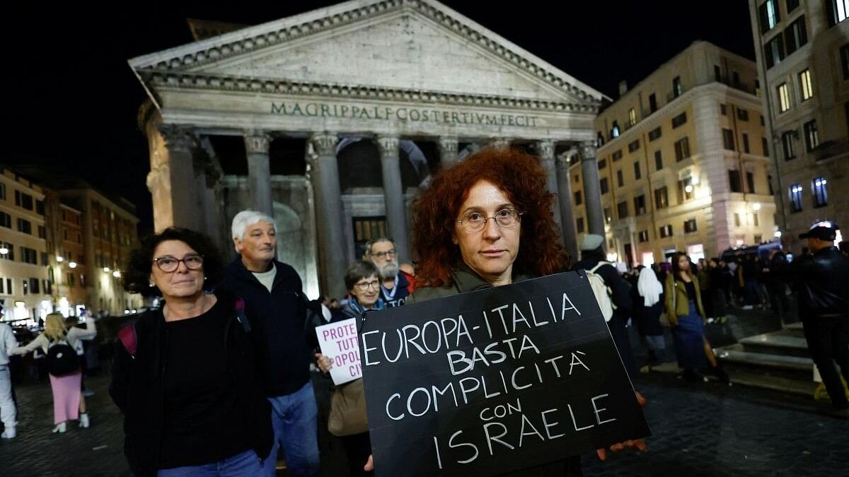 <div class="paragraphs"><p>Protest in support of Palestine in Rome.</p></div>