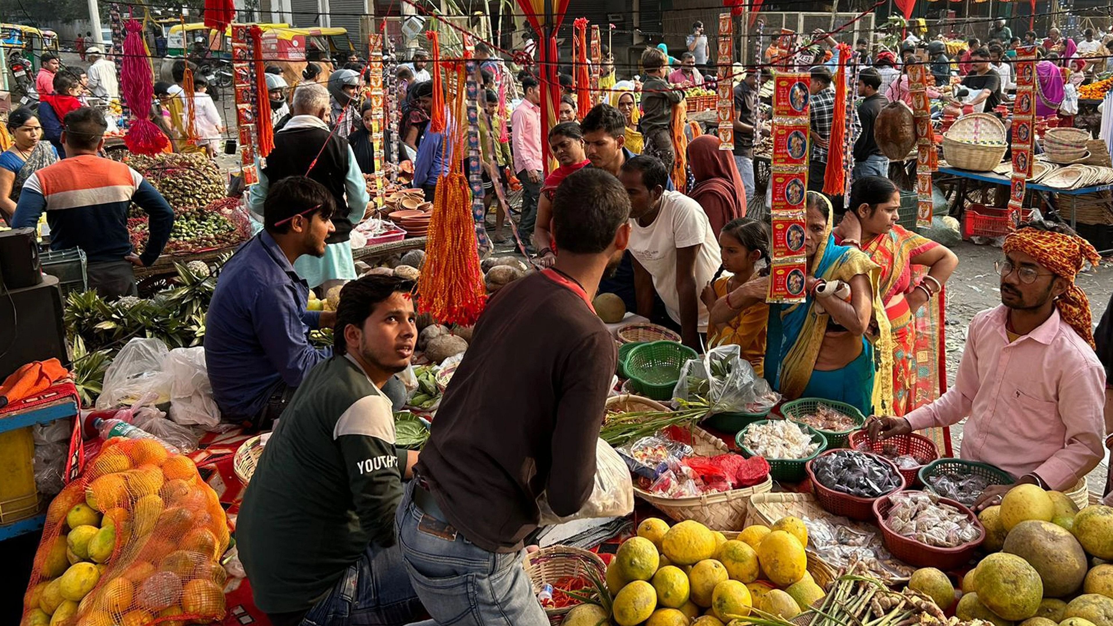 <div class="paragraphs"><p>People shop for the 'Chhath Puja' celebrations.</p></div>