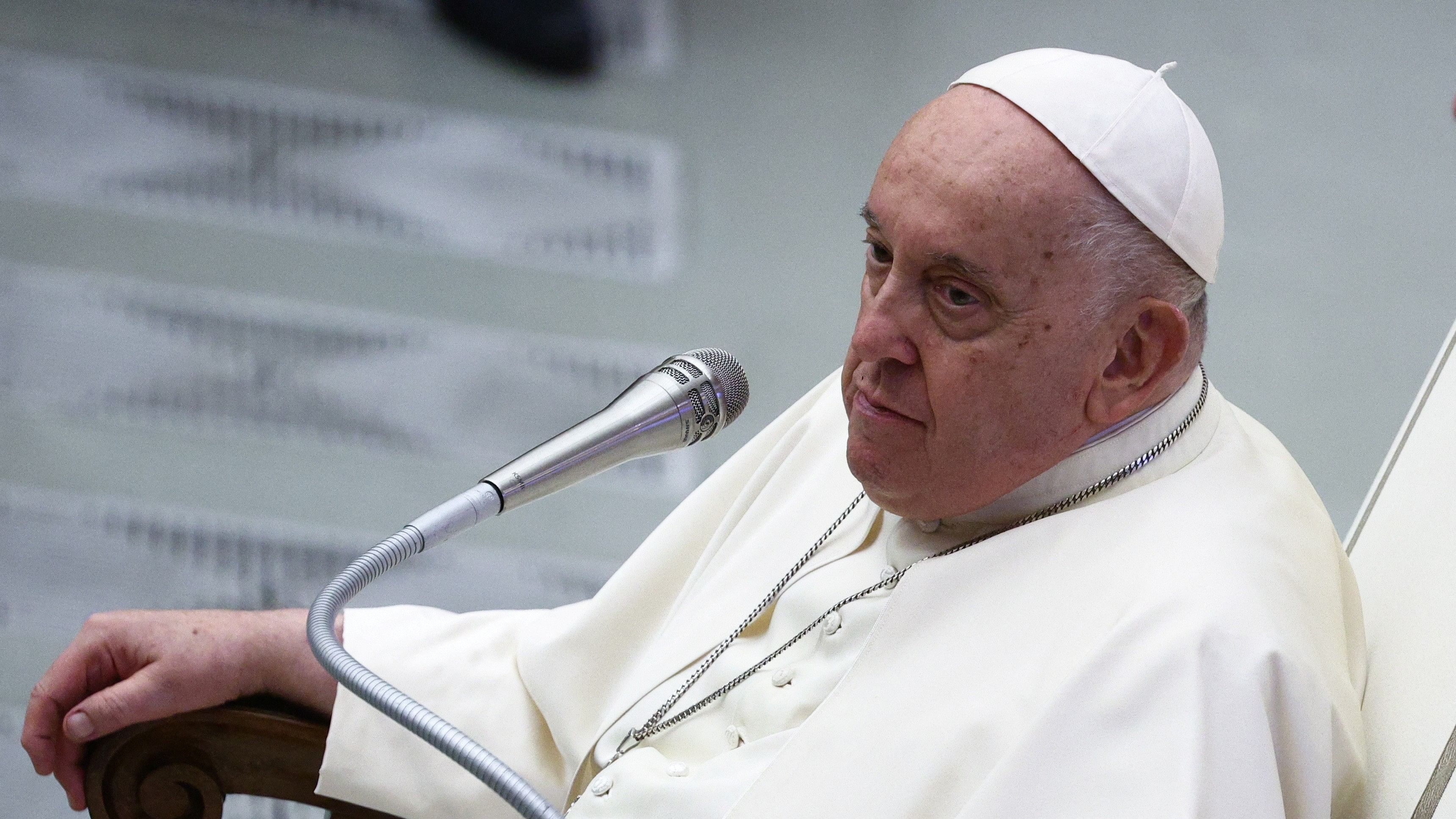 Pope Francis attends a meeting with committee and foundation members of Lisbon 2023 World Youth Day, in Paul VI hall at the Vatican, November 30, 2023. REUTERS/Guglielmo Mangiapane