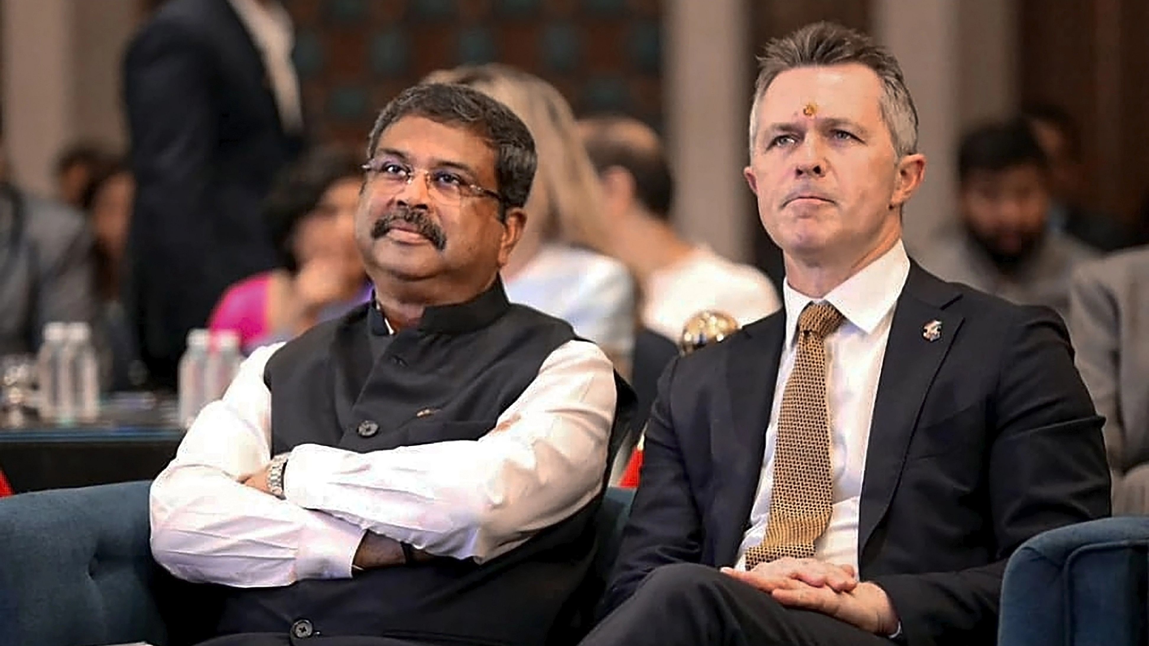 <div class="paragraphs"><p>Gandhinagar: Union Education Minister Dharmendra Pradhan with his Australian Counterpart Jason Clare during the formal announcement of the opening of campuses of two Australian universities in Gujarat, in Gandhinagar, Tuesday, Nov. 7, 2023. </p></div>