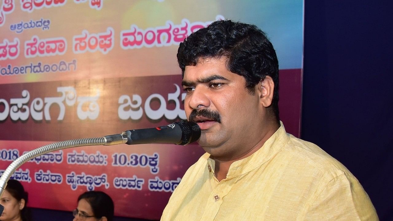 <div class="paragraphs"><p>Mangalore South MLA D Vedavyasa Kamath. </p></div>