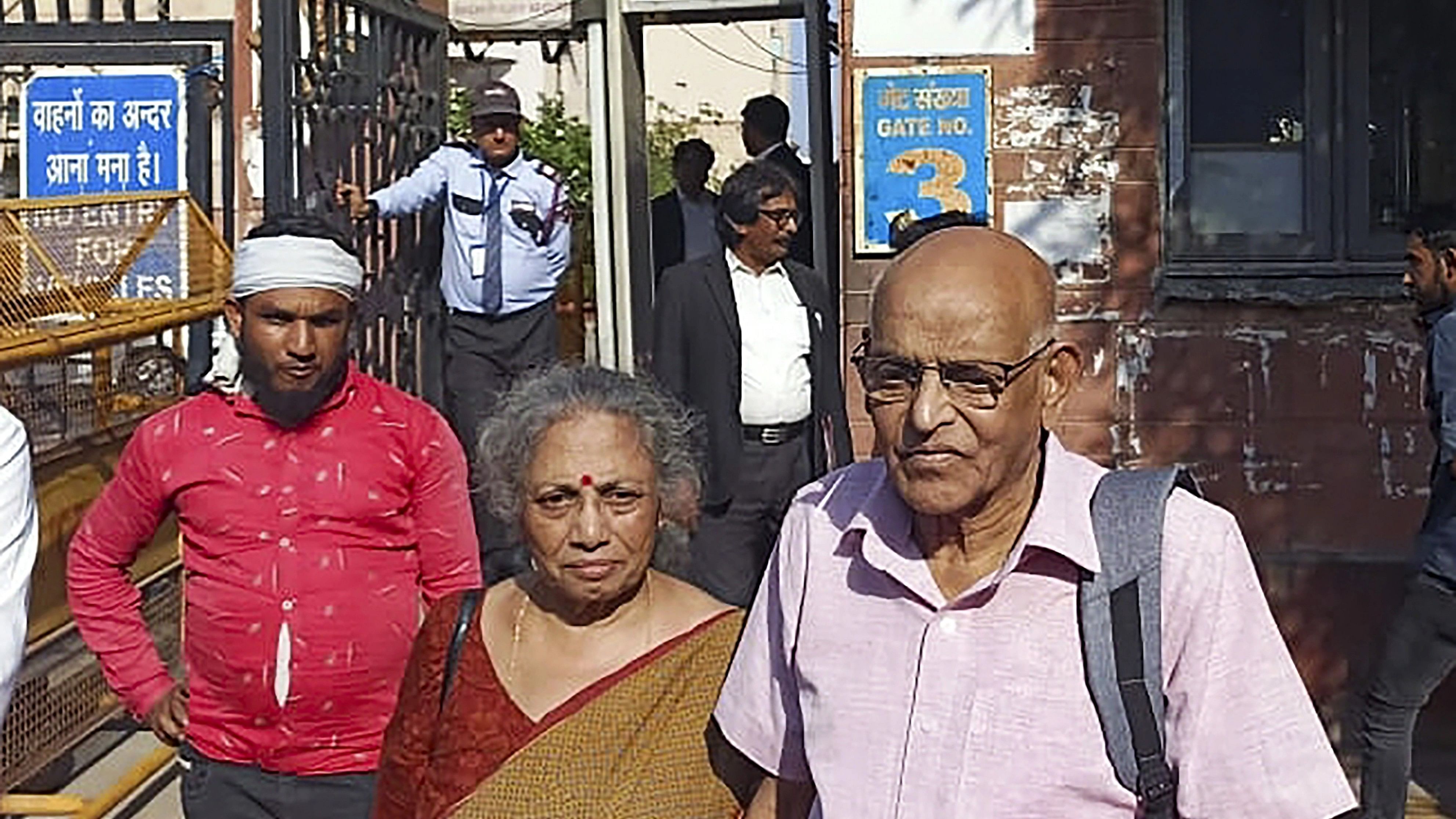 <div class="paragraphs"><p>File Photo: Parents of journalist Soumya Vishwanathan, who was shot dead in 2008, outside Saket Court after the court convicted five people for her murder, in New Delhi, Wednesday, Oct. 18, 2023. </p></div>