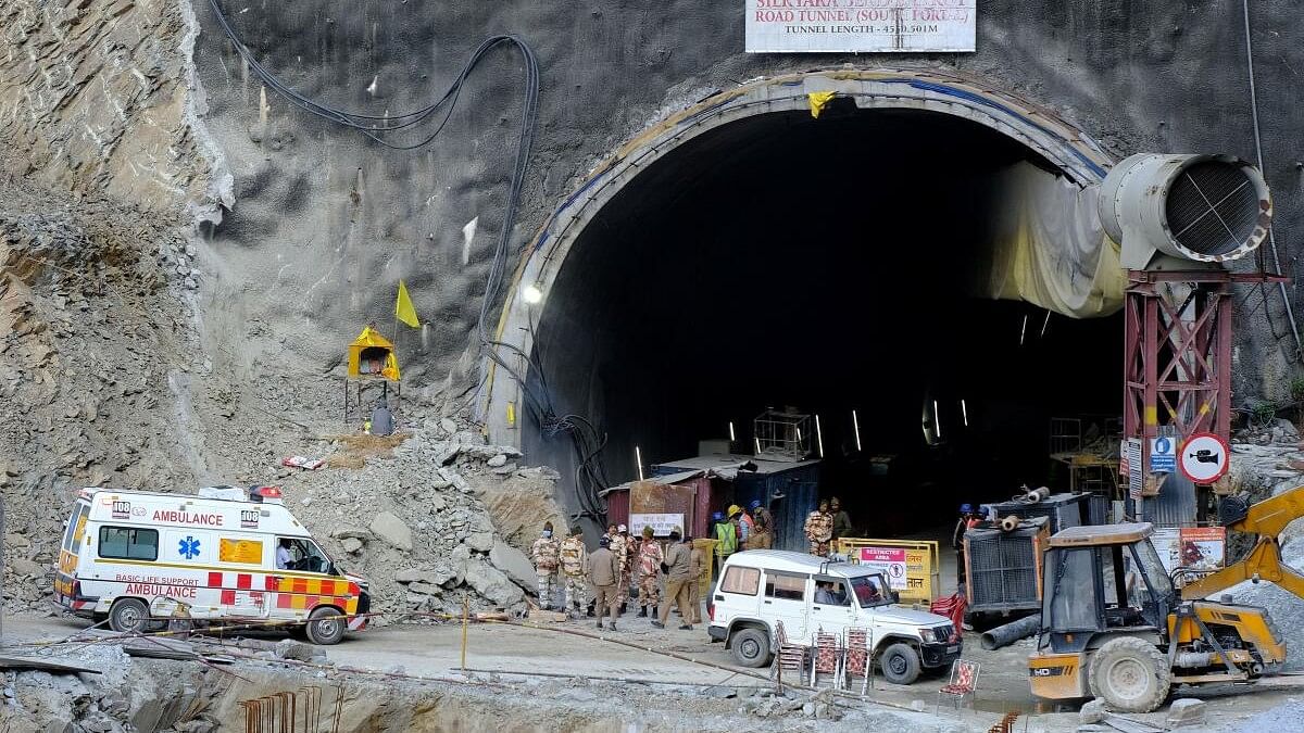 <div class="paragraphs"><p>An ambulance reaches the tunnel where rescue ops are ongoing.</p></div>