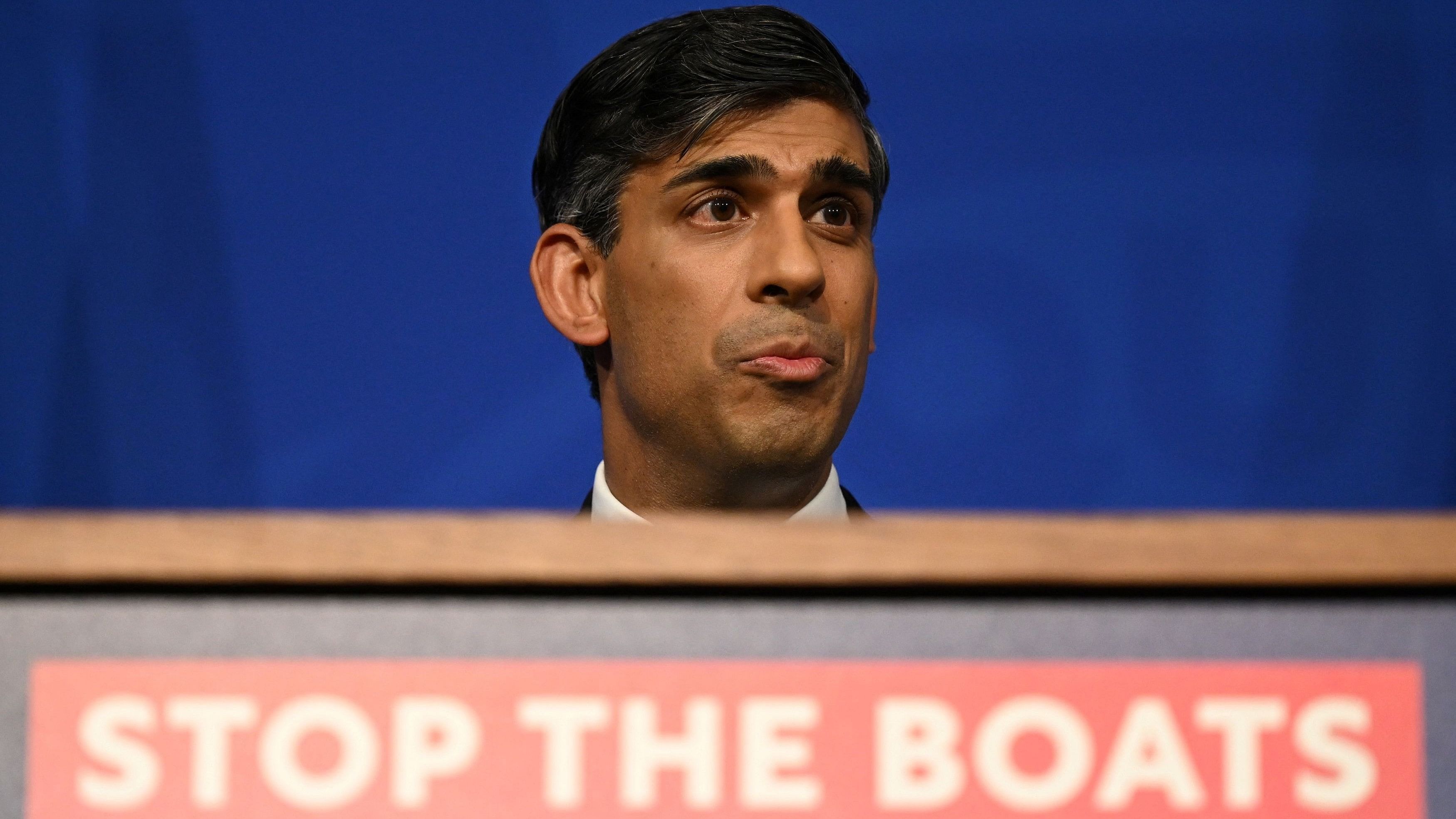 <div class="paragraphs"><p>Britain's Prime Minister Rishi Sunak holds a press conference, following the Supreme Court's Rwanda policy judgement, at Downing Street on November 15, 2023 in London.</p></div>