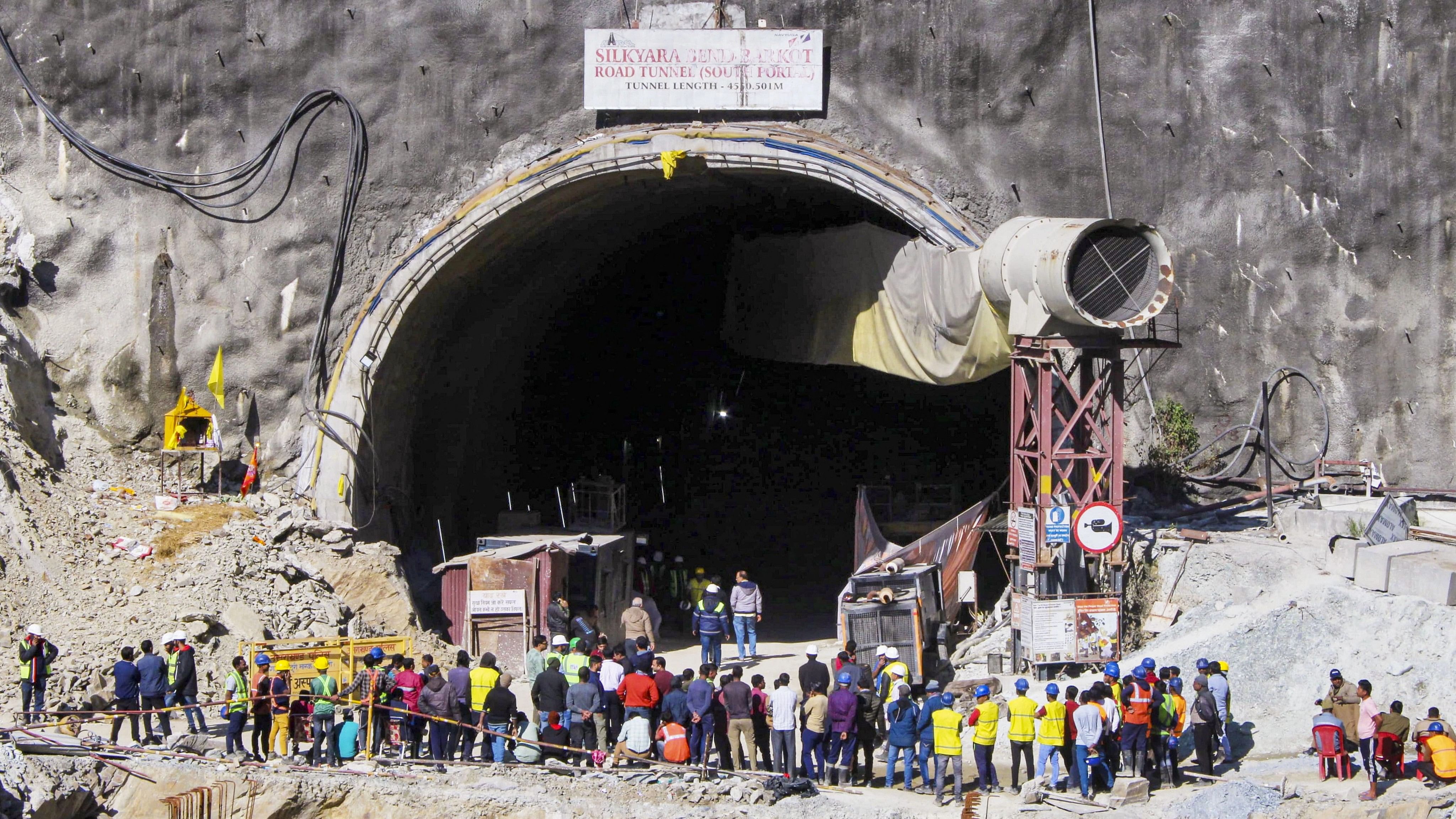 <div class="paragraphs"><p>Uttarkashi: Officials at the under-construction Silkyara Bend-Barkot Tunnel after the successful evacuation of the 41 trapped workers, in Uttarkashi district, Wednesday, Nov. 29, 2023. </p></div>