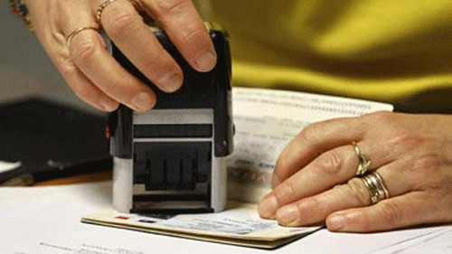 <div class="paragraphs"><p>Representative image of stamping visa. </p></div>