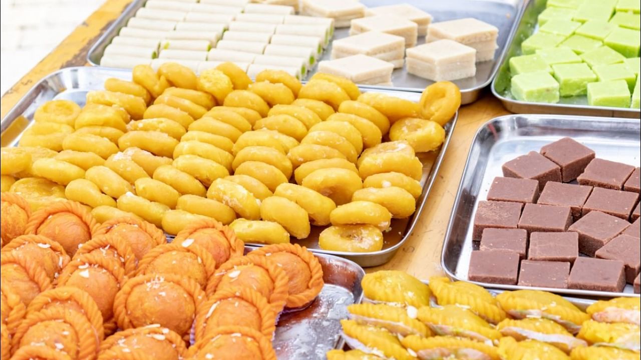 <div class="paragraphs"><p>Representative image showing sweets at a sweet shop. </p></div>