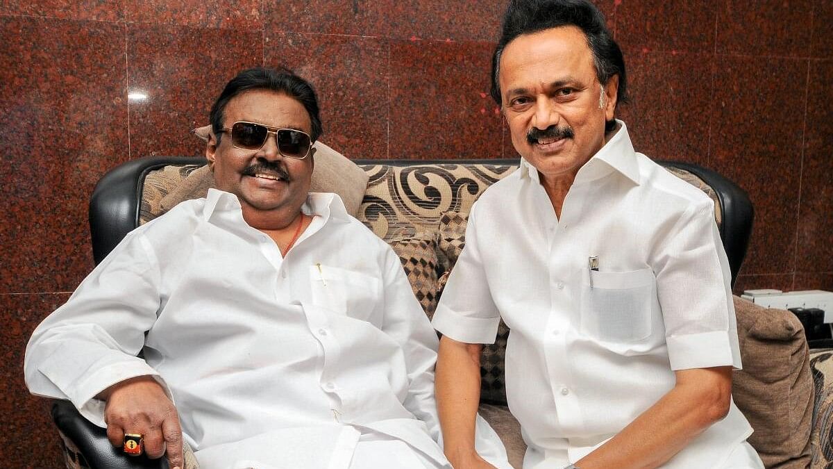 <div class="paragraphs"><p>Vijayakanth and MK Stalin.</p></div>