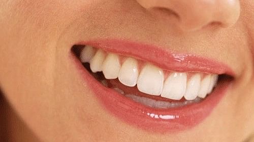 <div class="paragraphs"><p>Representative photo of teeth.</p></div>