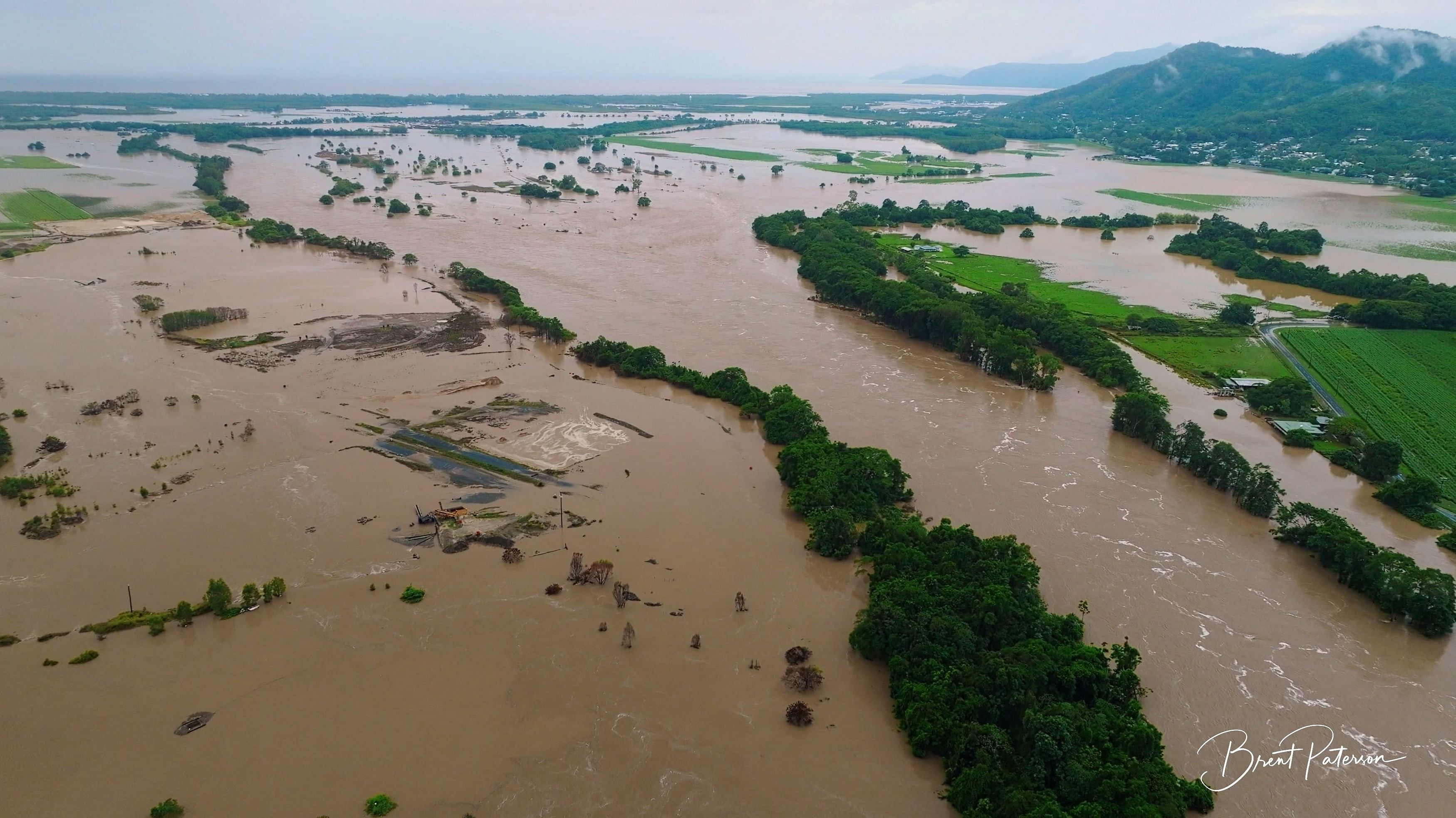 <div class="paragraphs"><p>An aerial view shows flooding caused by heavy rains, in Cairns, Queensland, Australia December 18, 2023.</p></div>