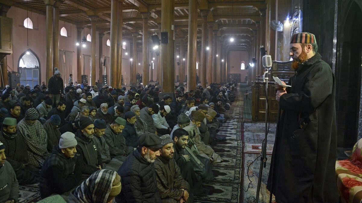 <div class="paragraphs"><p>Muslim devotees offer prayers at Jamia Masjid after authorities allowed the Friday prayers at the historic mosque after 10 weeks, in Srinagar.</p></div>