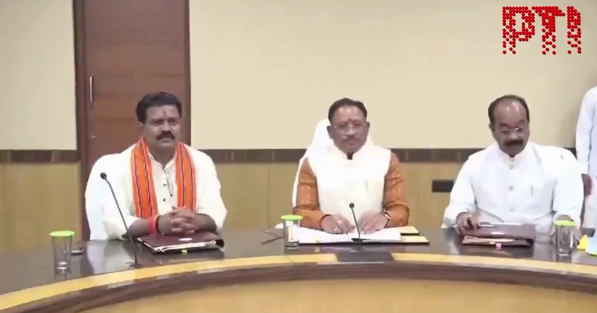 News Live: Chhattisgarh CM Vishnu Deo Sai holds first cabinet meeting in Raipur
