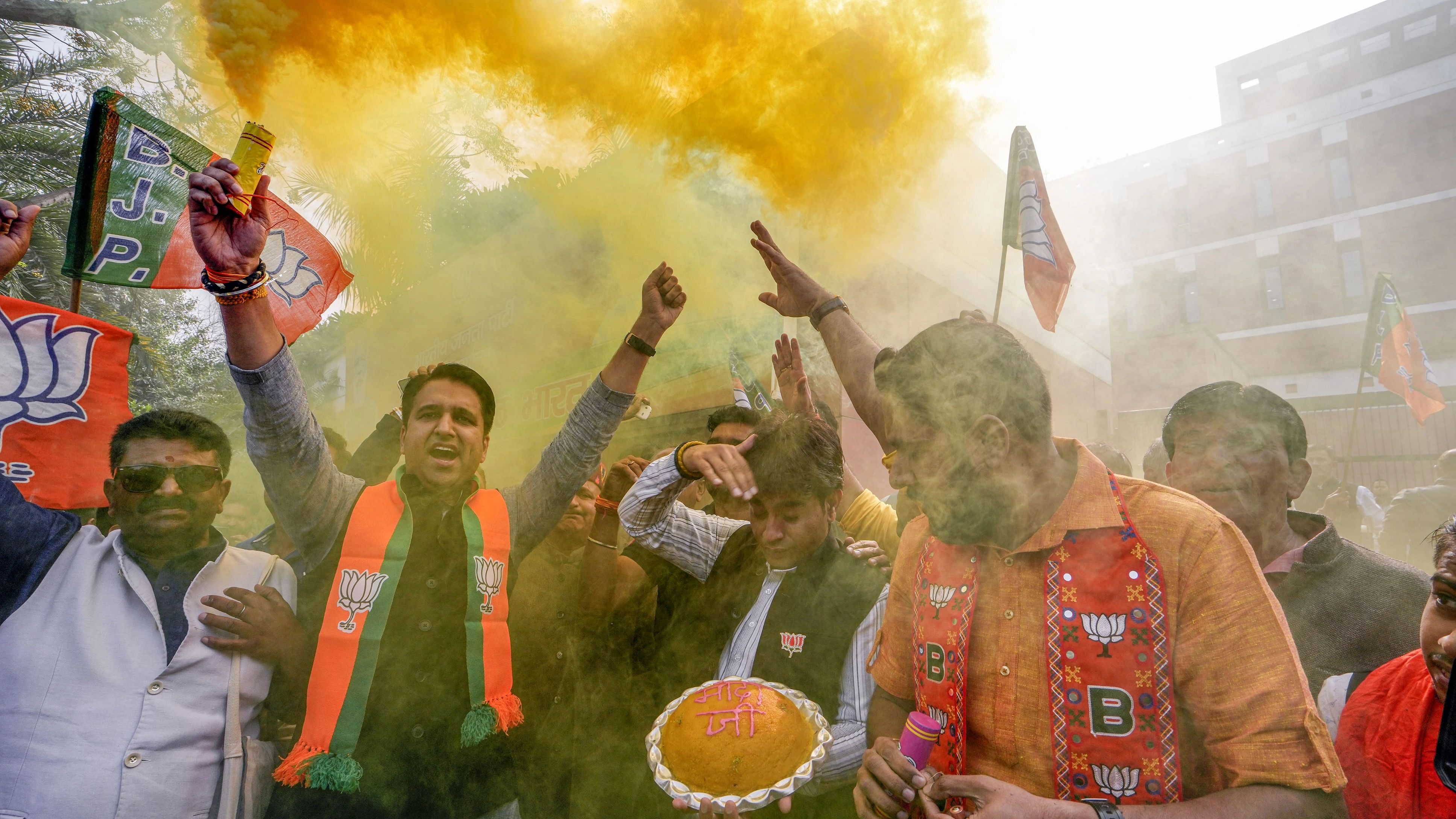 <div class="paragraphs"><p>BJP workers and supporters celebrate the party's lead in  Chhattisgarh.</p></div>