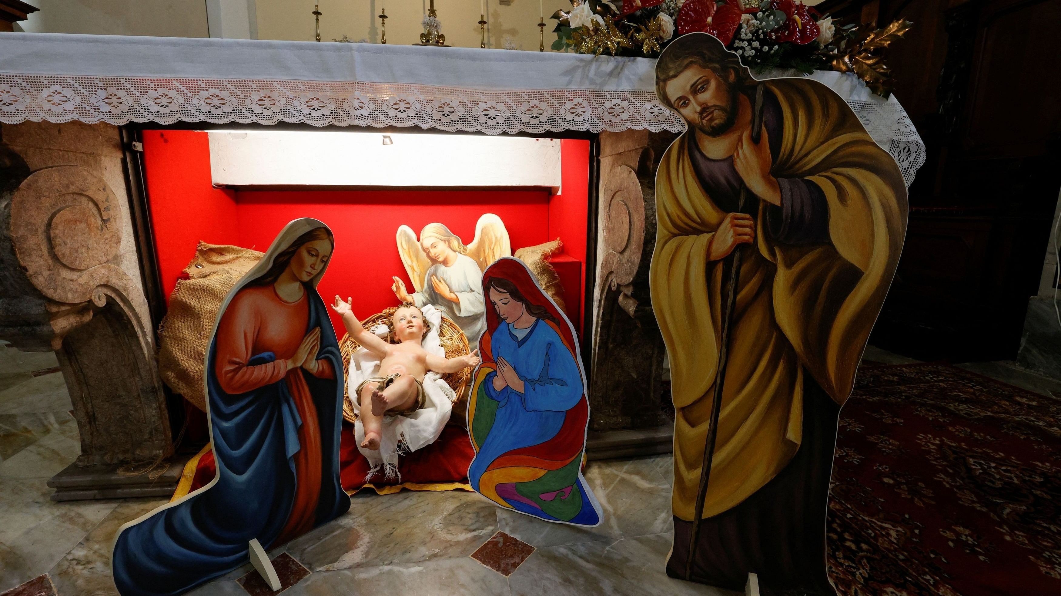 <div class="paragraphs"><p>A nativity scene featuring two mothers of the Baby Jesus, instead of the conventional Mary and Joseph figurines, goes on display in the Church of Saints Peter and Paul in Capocastello di Mercogliano, Italy.</p></div>