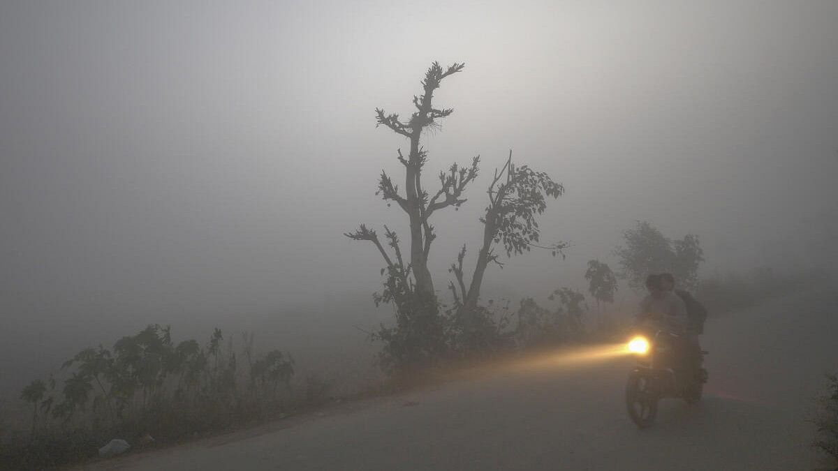 <div class="paragraphs"><p>Representative Image of bike amid dense fog.</p></div>