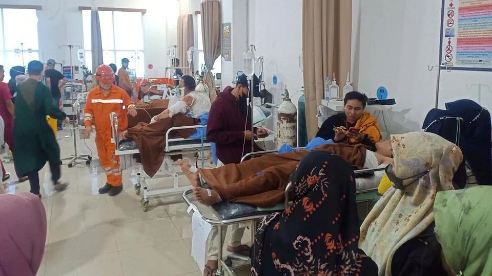 <div class="paragraphs"><p>Victims getting treated at Morowali Regional Hospital after an explosion at the nickel smelter furnace owned by Indonesia Tsingshan Stainless Steel (ITSS) in Morowali, Central Sulawesi province, Indonesia.</p></div>