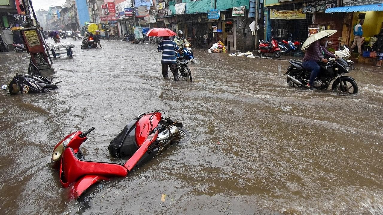 <div class="paragraphs"><p>Low-lying areas and many residential parts witnessed inundation, even as civic agency personnel were involved in clearing the stagnant water.</p></div><div class="paragraphs"><p><br></p></div>