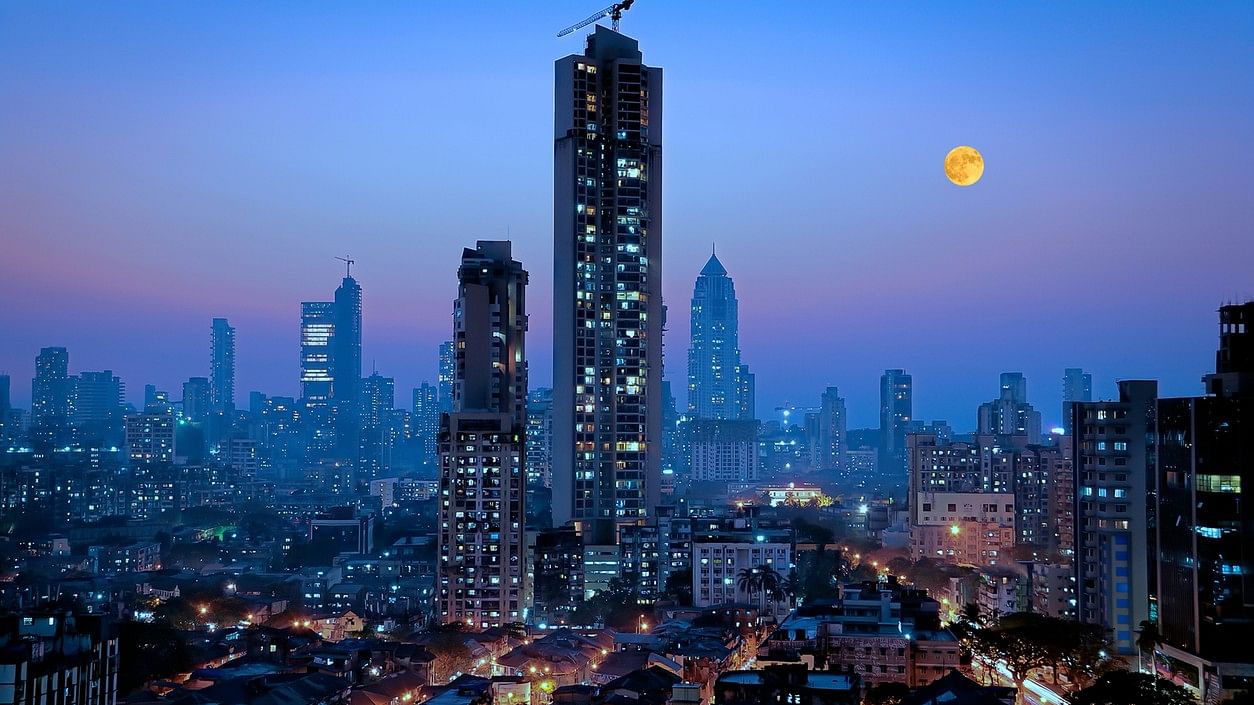 <div class="paragraphs"><p>The skyline of Mumbai, one of India's biggest metropolis.</p></div>