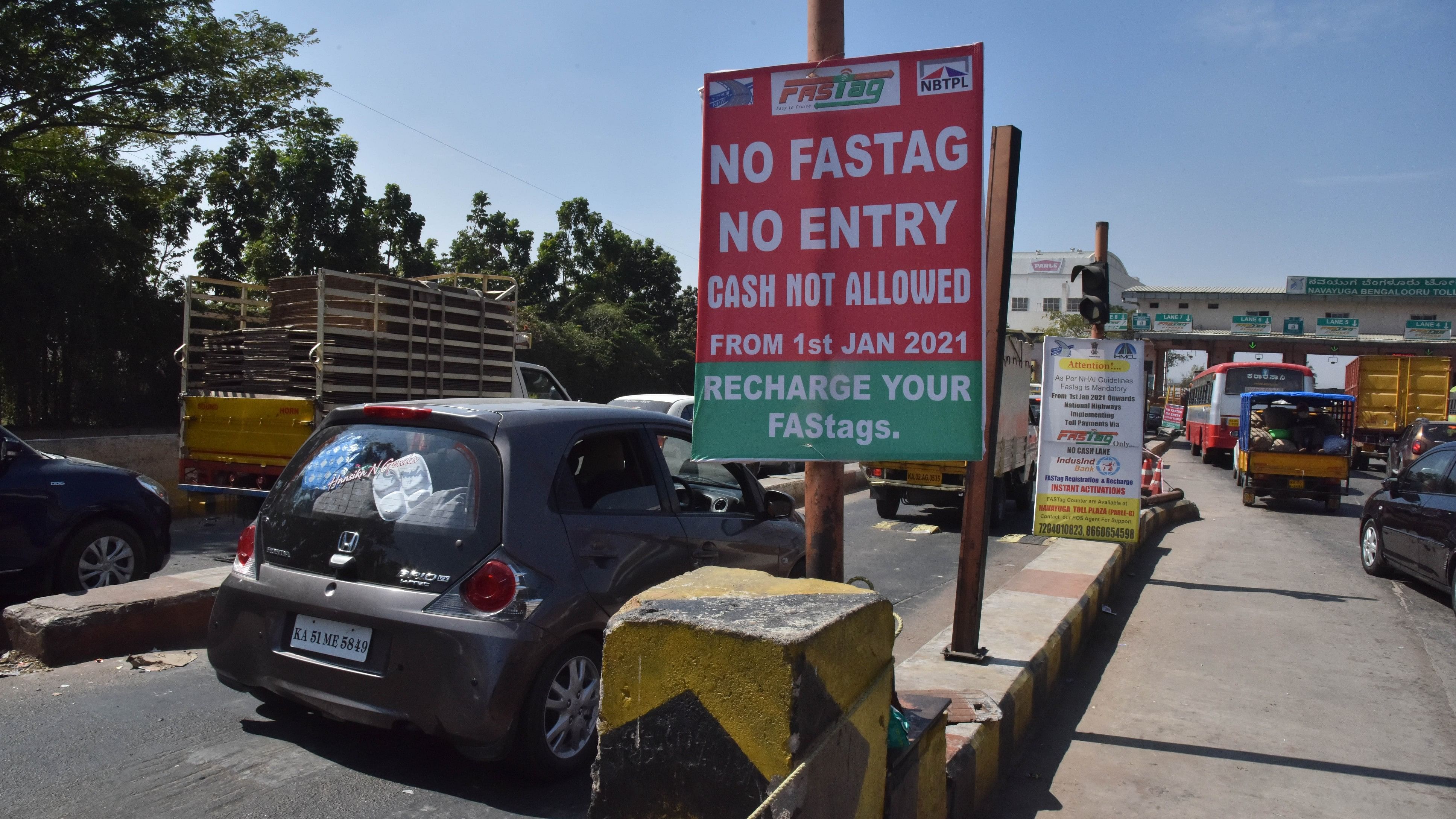 <div class="paragraphs"><p>Representative image showing fast tag toll plaza.</p></div>