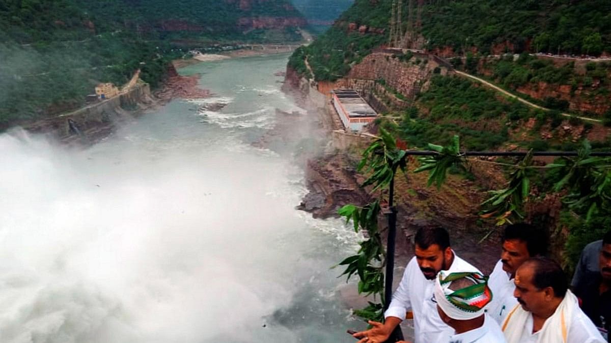 <div class="paragraphs"><p>Nagarjunasagar Dam</p></div>