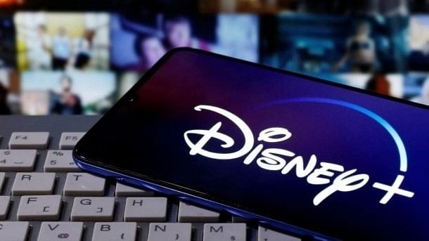 <div class="paragraphs"><p>Disney logo displayed on phone.</p></div>