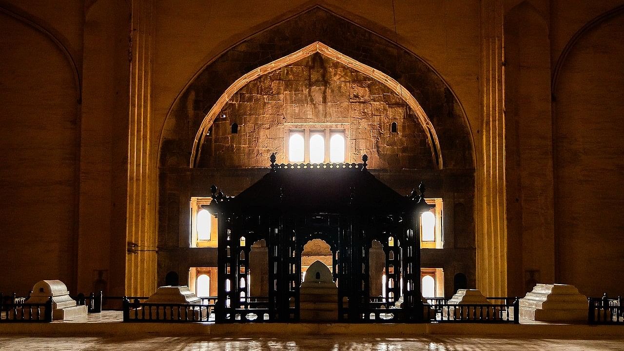 <div class="paragraphs"><p>The inside of Gol Gumbaz.&nbsp;</p></div>