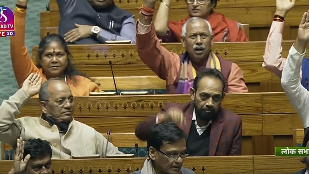 Parliament Highlights: Lok Sabha Passes J&K Reorganisation (Second ...