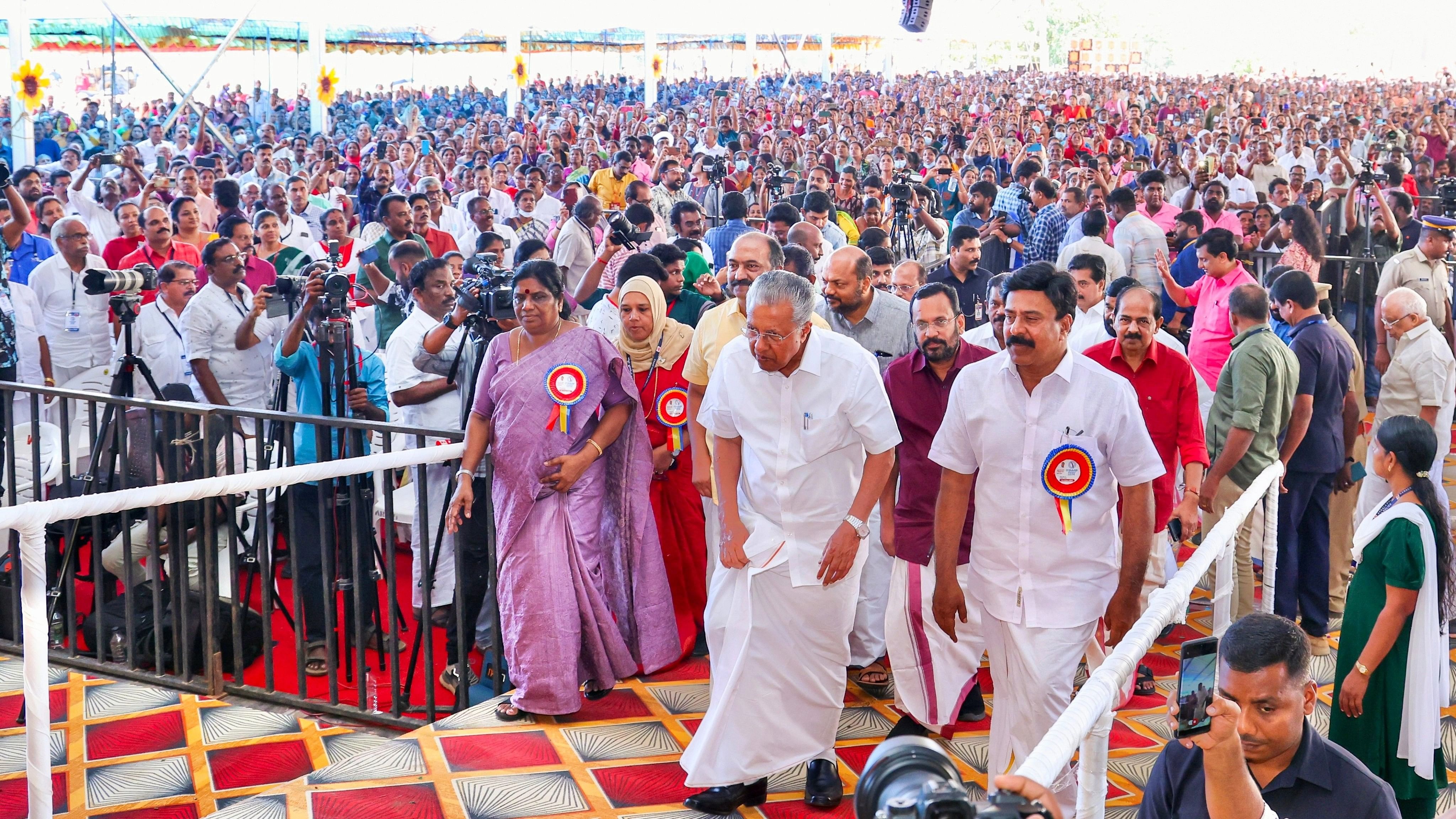 <div class="paragraphs"><p>CM Pinarayi Vijayan visited the gatherings held across Eravipuram, Chadayamangalam, Chathannoor and Varkala assembly constituencies as part of&nbsp;Nava Kerala Sadas, on Dec 20, 2023.</p></div>