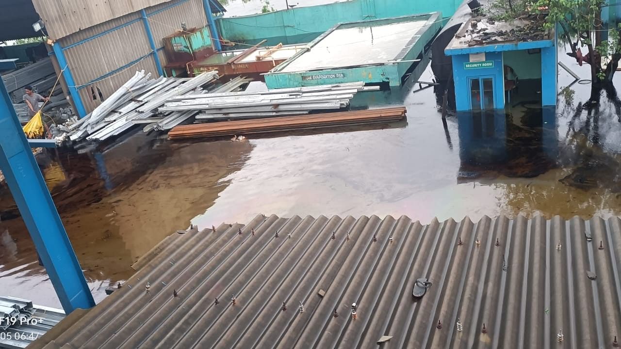 <div class="paragraphs"><p>Majority of the 2,100-odd units in Vichur, Ambattur (north phase), Perungudi, Thirumazhisai, Thirumudivakkam, and Villivakkam industrial estates were flooded days after the storm receded with water reaching their shop floor, damaging machines, finished goods, and raw materials.</p></div>