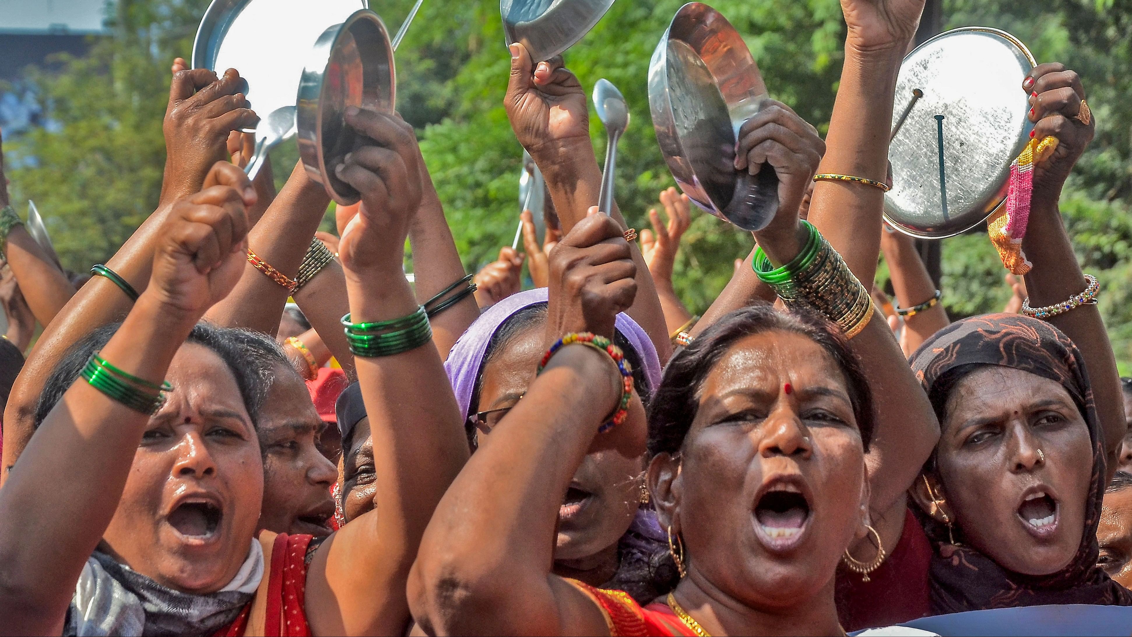 <div class="paragraphs"><p>Representative image of Anganwadi workers protesting.</p></div>