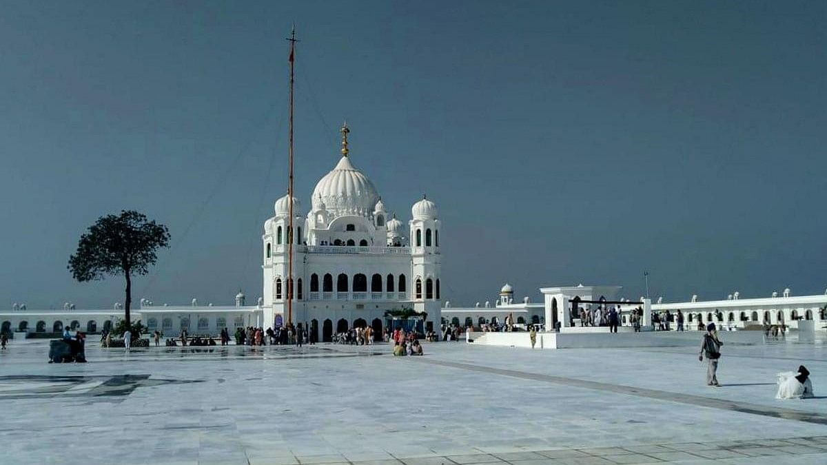 <div class="paragraphs"><p>Indian pilgrims can visit the Gurdwara Darbar Sahib through the recently-opened Kartarpur corridor without a visa but cannot go to the other parts of Pakistan.</p></div>