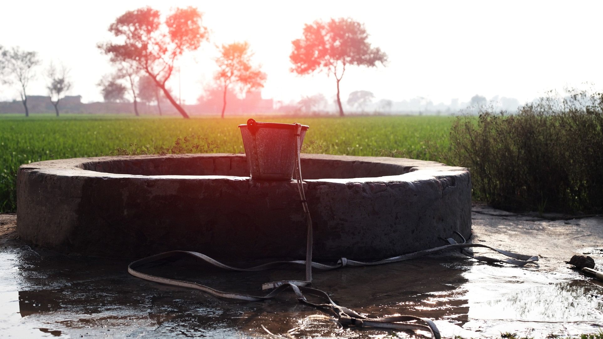 <div class="paragraphs"><p>Representative image of a well.</p></div>