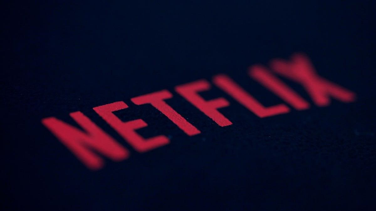 <div class="paragraphs"><p>In Search of Cash, Studios Send Old Shows Back to Netflix.</p></div>