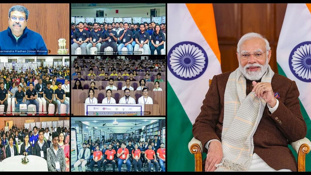 <div class="paragraphs"><p>Prime Minister Narendra Modi interacts with students during the Grand Finale of Smart India Hackathon 2023 via video conferencing, in New Delhi.</p></div>