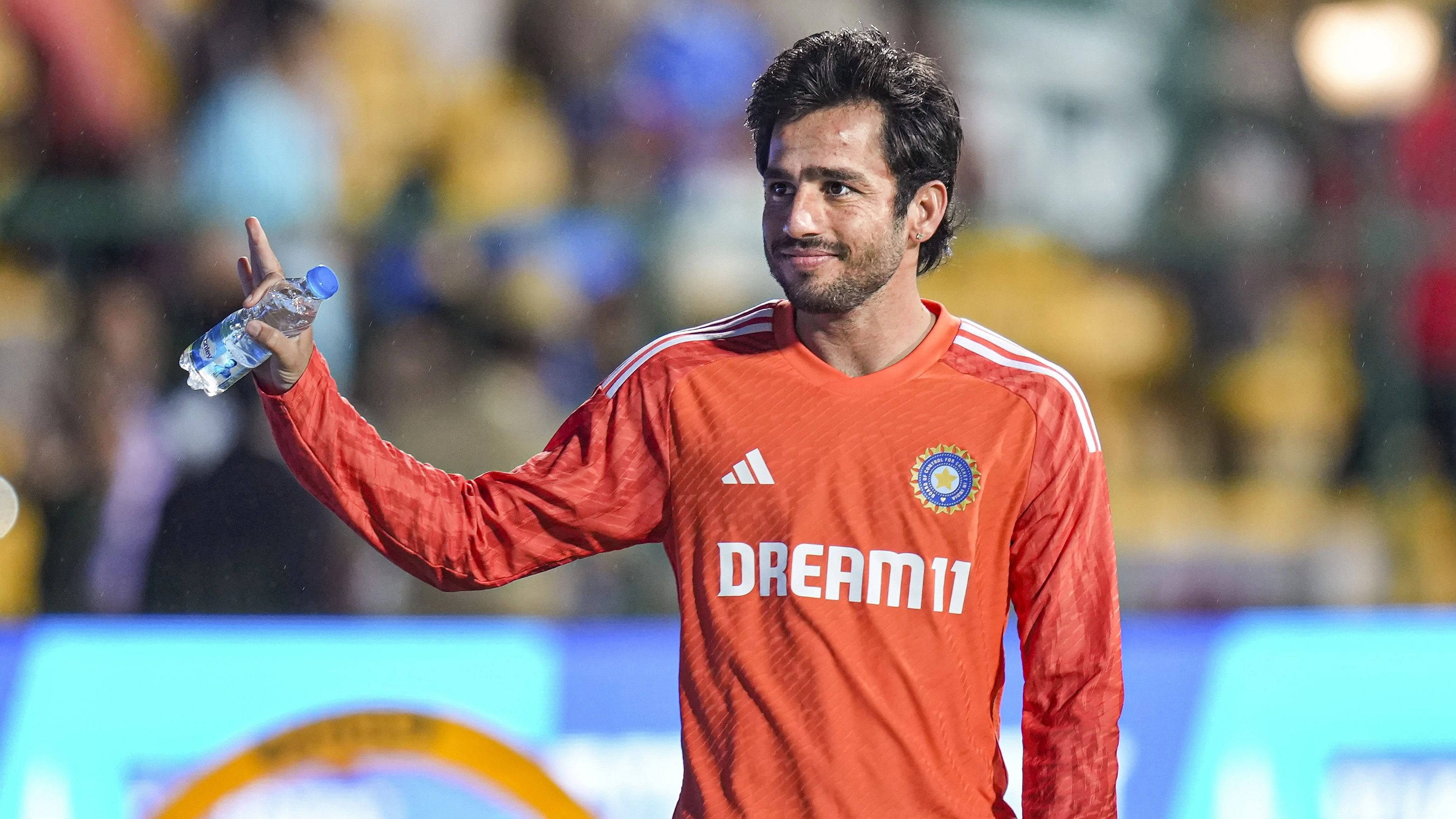 <div class="paragraphs"><p>Ravi Bishnoi at a warm-up session before the start of the 5th T20I cricket match between India and Australia, at M. Chinnaswamy Stadium, in Bengaluru, Sunday, Dec. 3, 2023. </p></div>